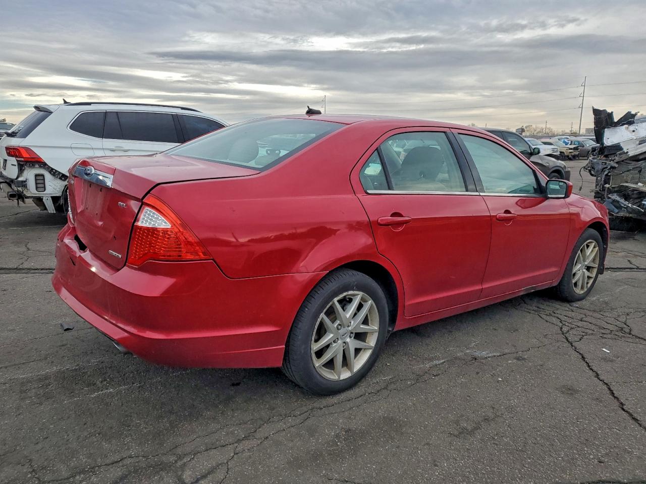 Ford Fusion Sel Image 2