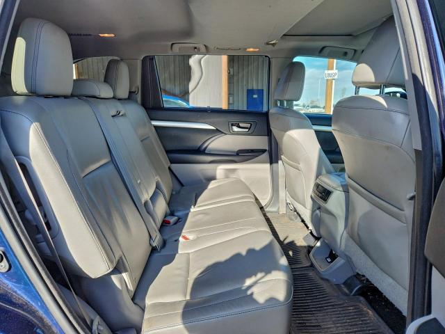 Toyota Highlander Xle Image 10