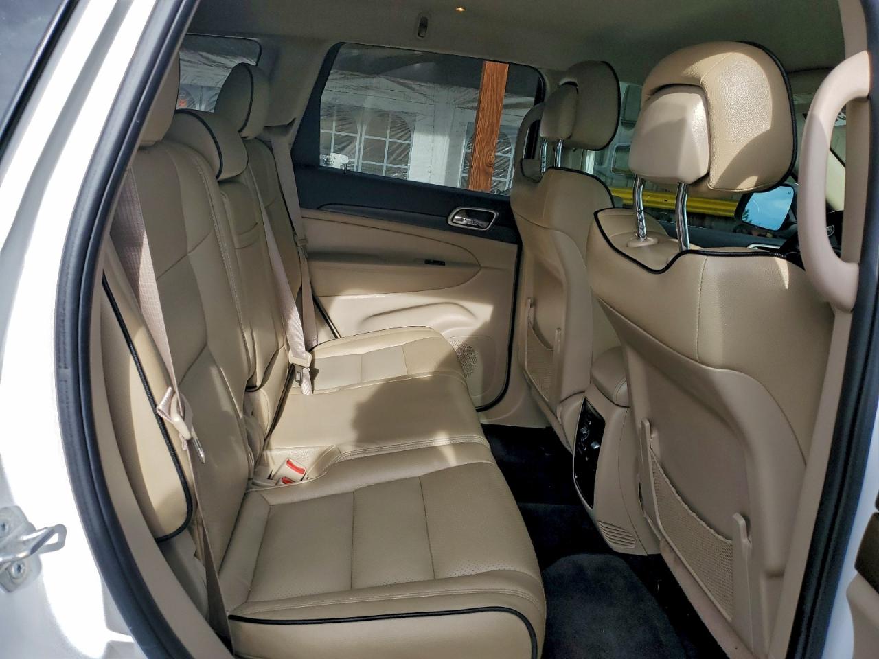 Jeep Grand Cherokee Laredo Image 3