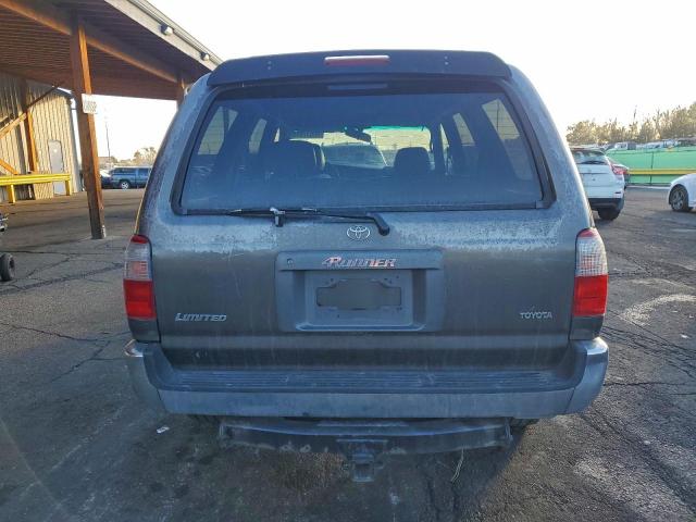 Toyota 4Runner Limited Image 4