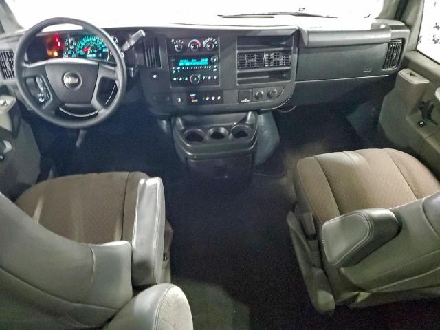 Chevrolet Express Lt Image 12