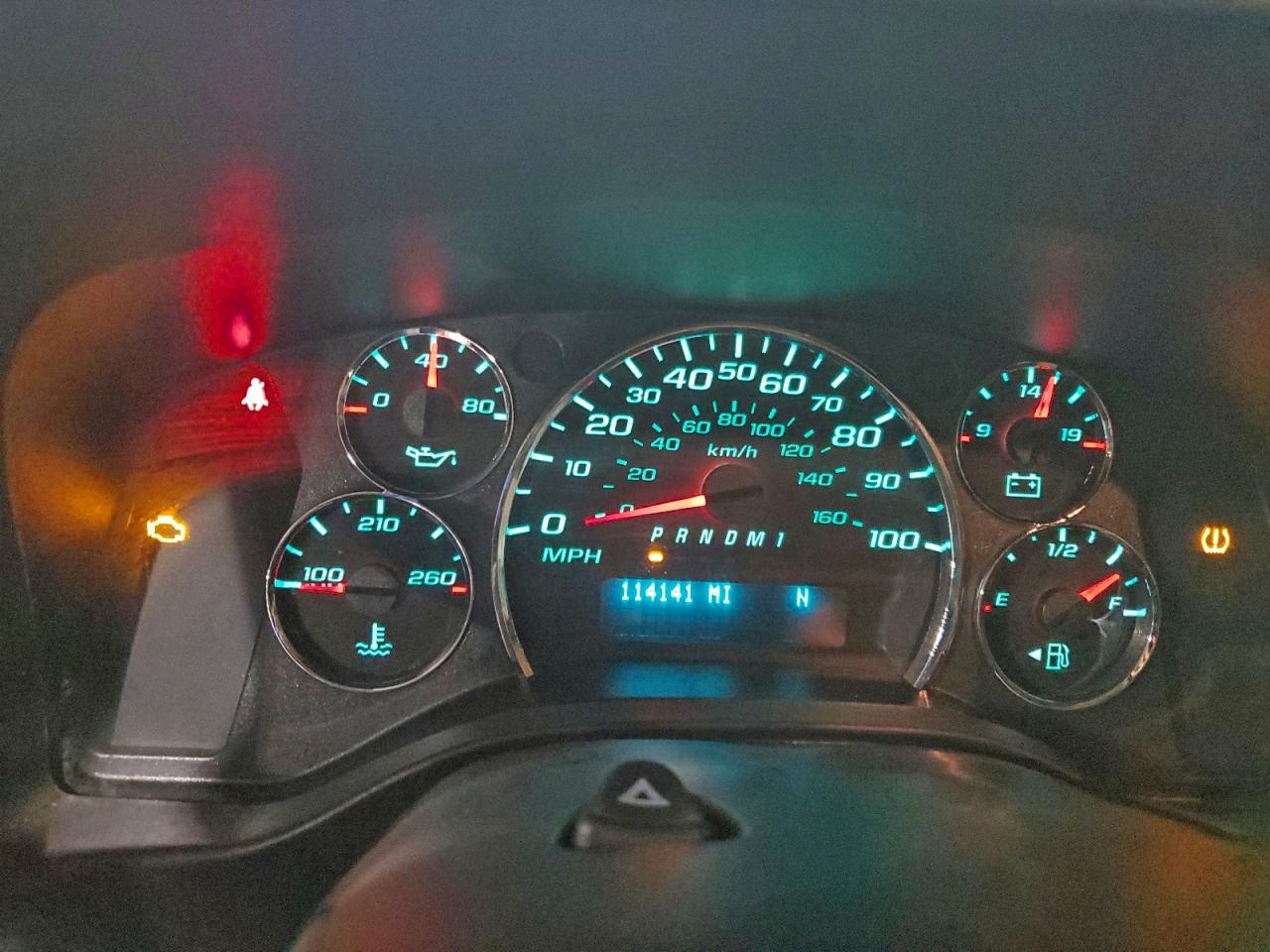 Chevrolet Express Lt Image 13