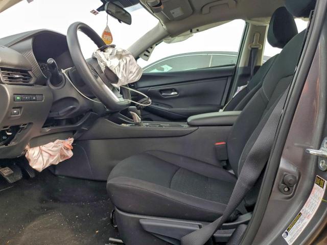 Nissan Sentra S Image 7