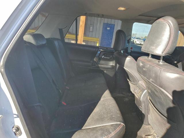 Toyota 4Runner Sr5 Image 8