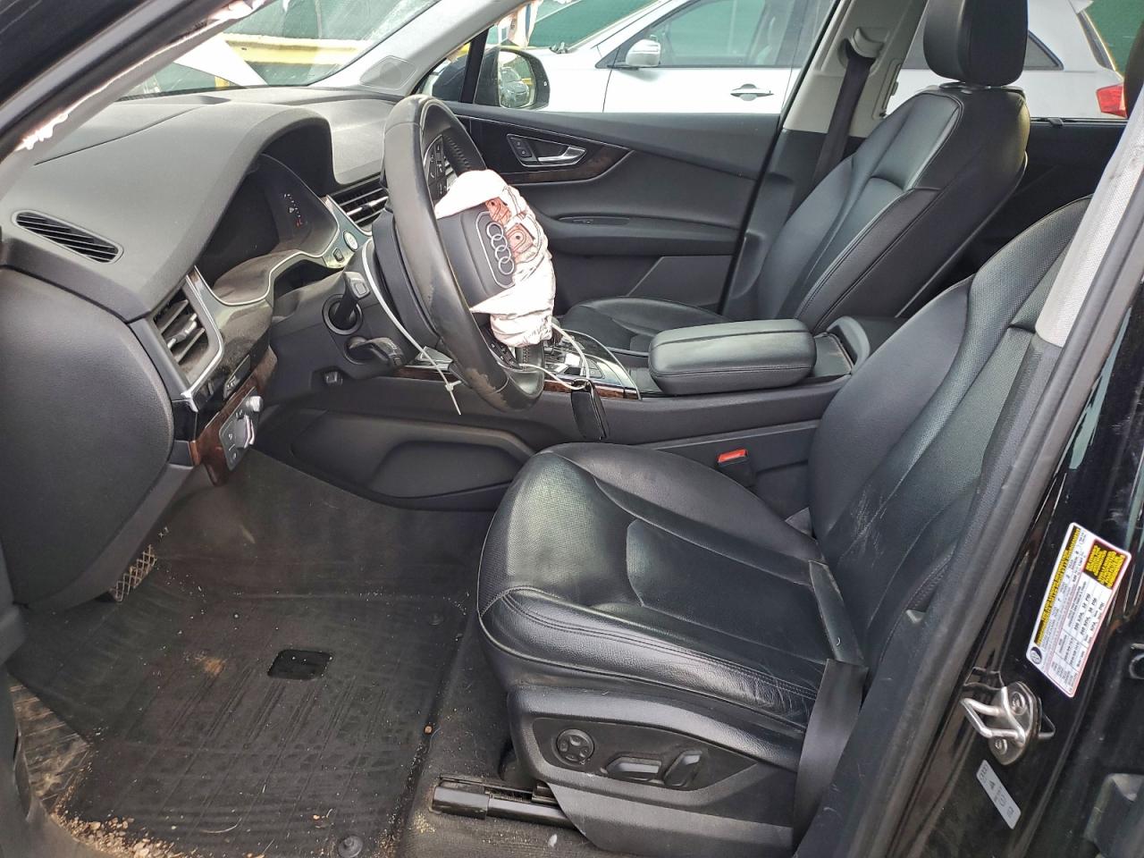 Audi Q7 Prestige Image 9