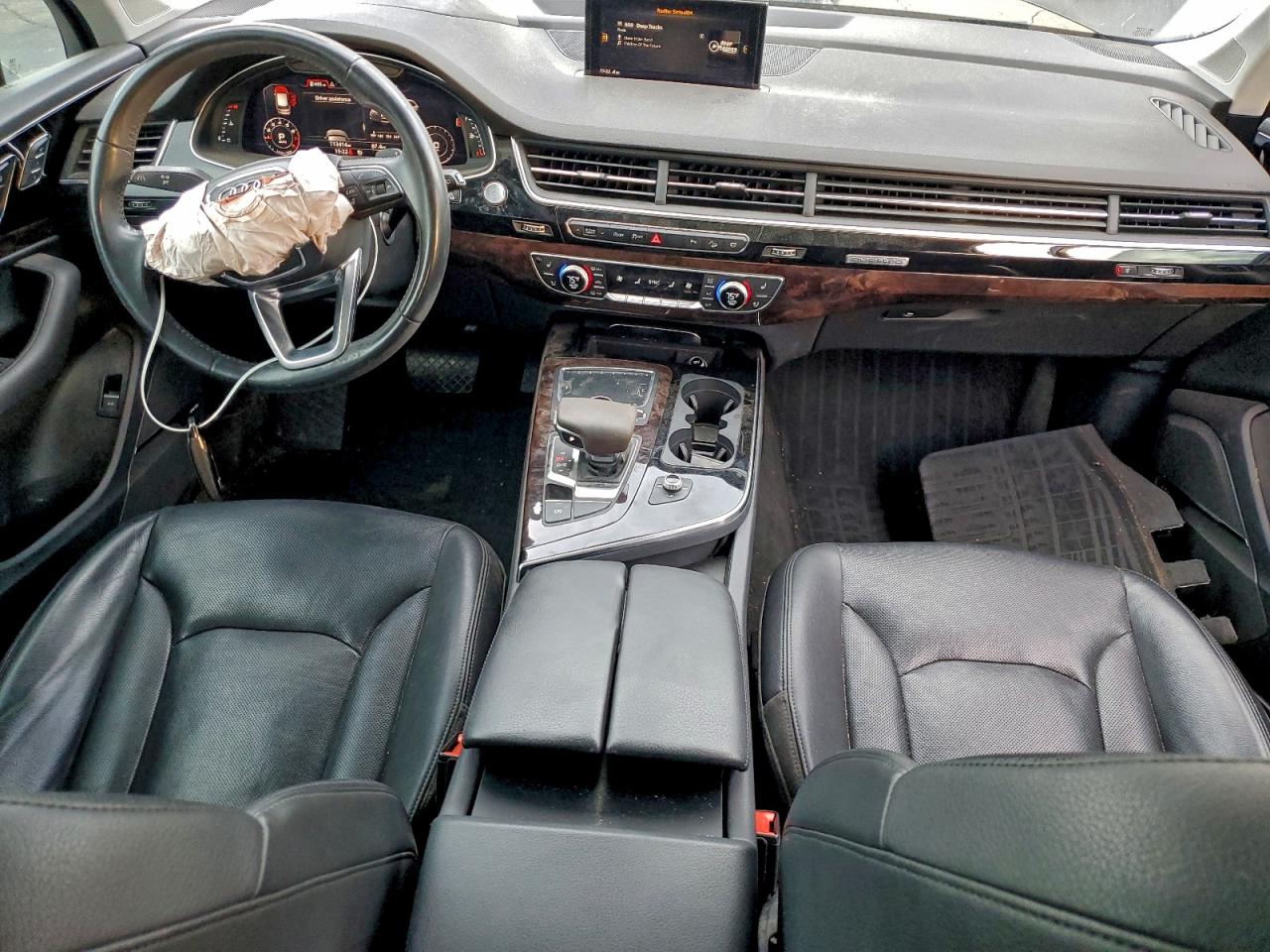 Audi Q7 Prestige Image 3