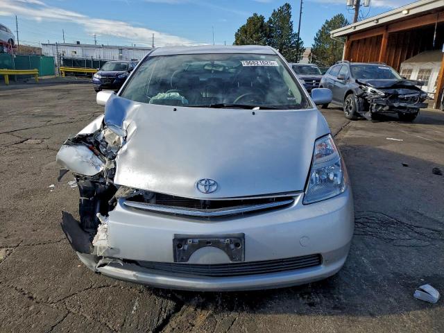 Toyota Prius Image 6