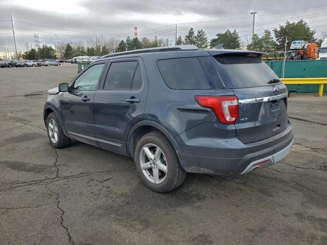 Ford Explorer Xlt Image 2