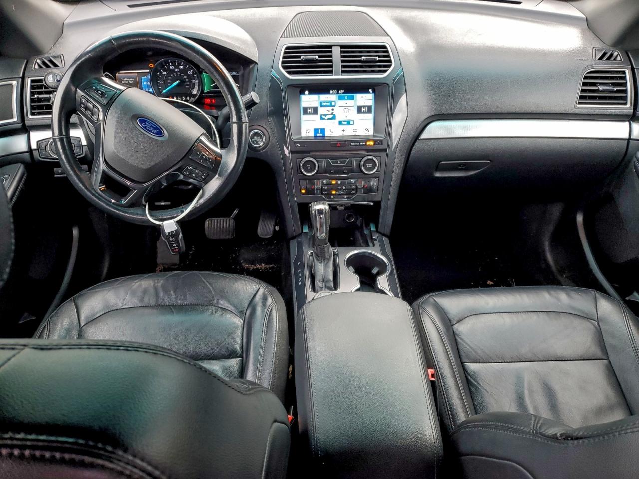 Ford Explorer Xlt Image 9