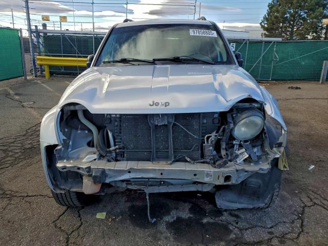 Jeep Liberty Limited Image 2