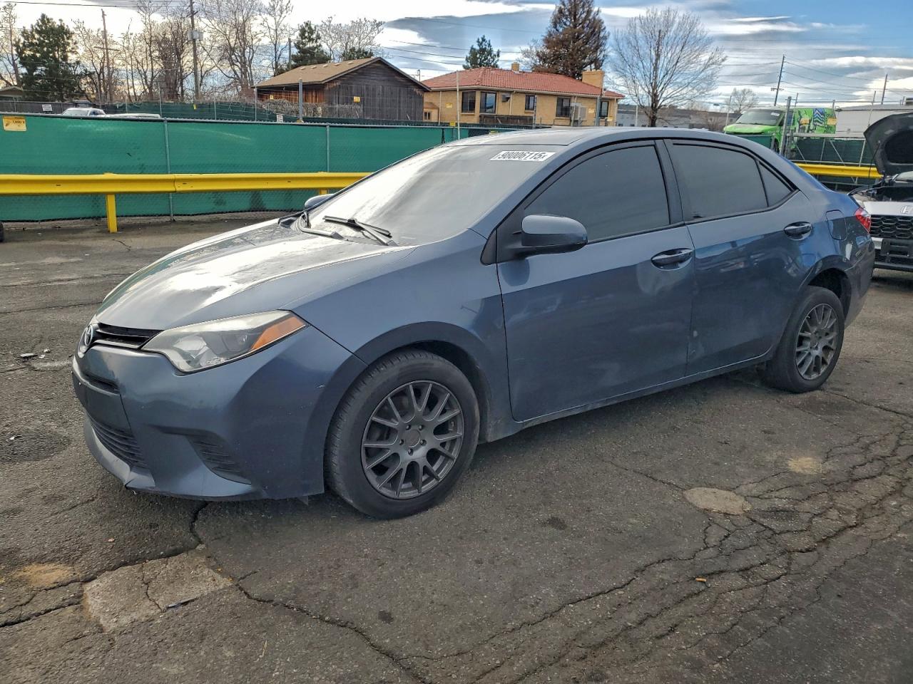 Toyota Corolla L Image 1