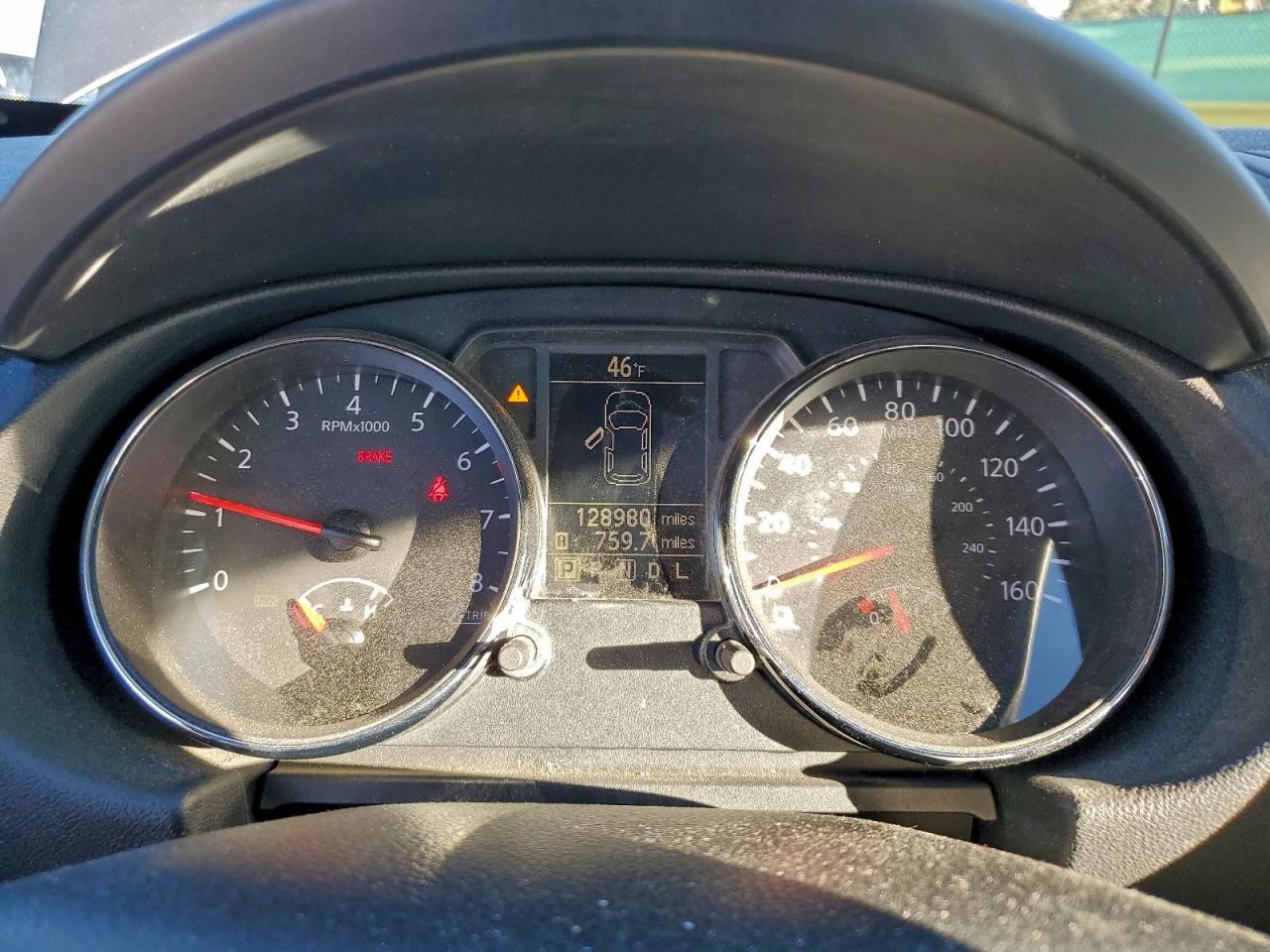 Nissan Rogue S Image 10