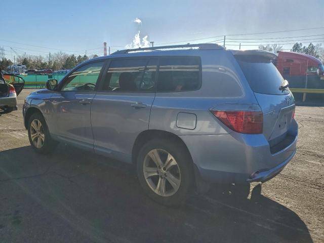 Toyota Highlander Sport Image 8