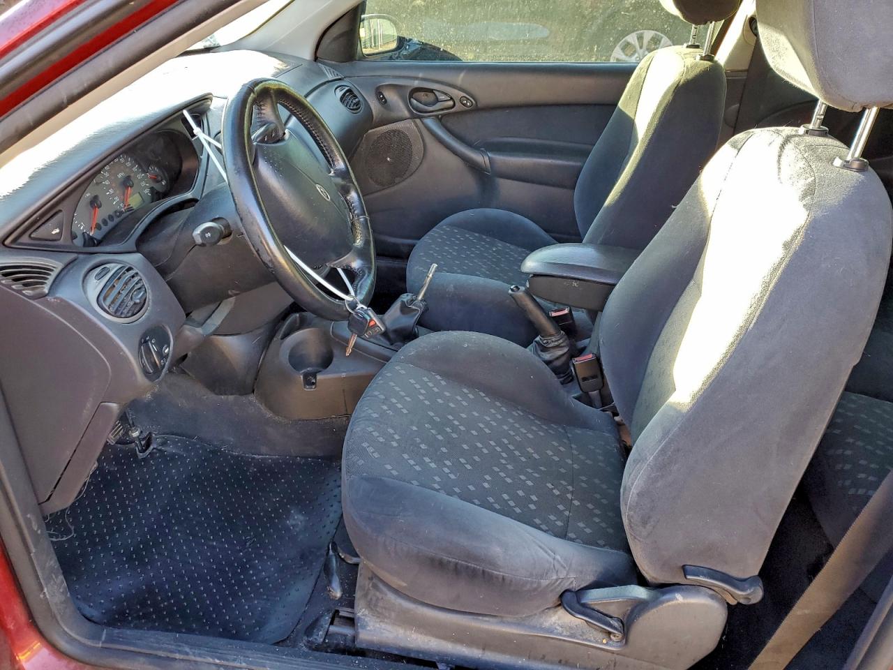 Ford Focus Zx3 Image 10