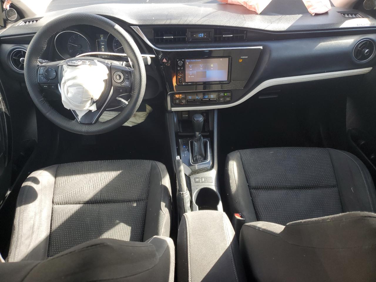 Toyota Corolla Image 7