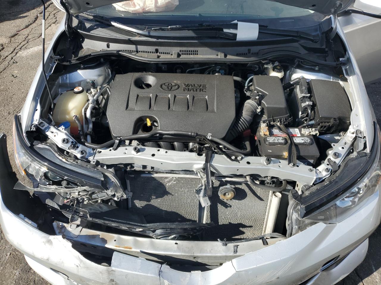 Toyota Corolla Image 9