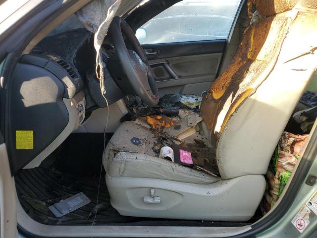 Subaru Outback 2.5i Image 7