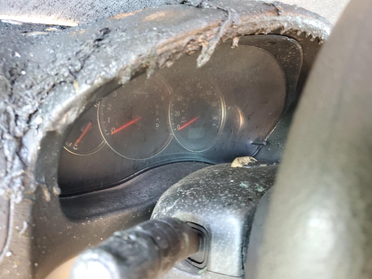 Subaru Outback 2.5i Image 5