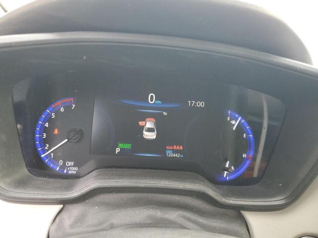 Toyota Corolla Le Image 10