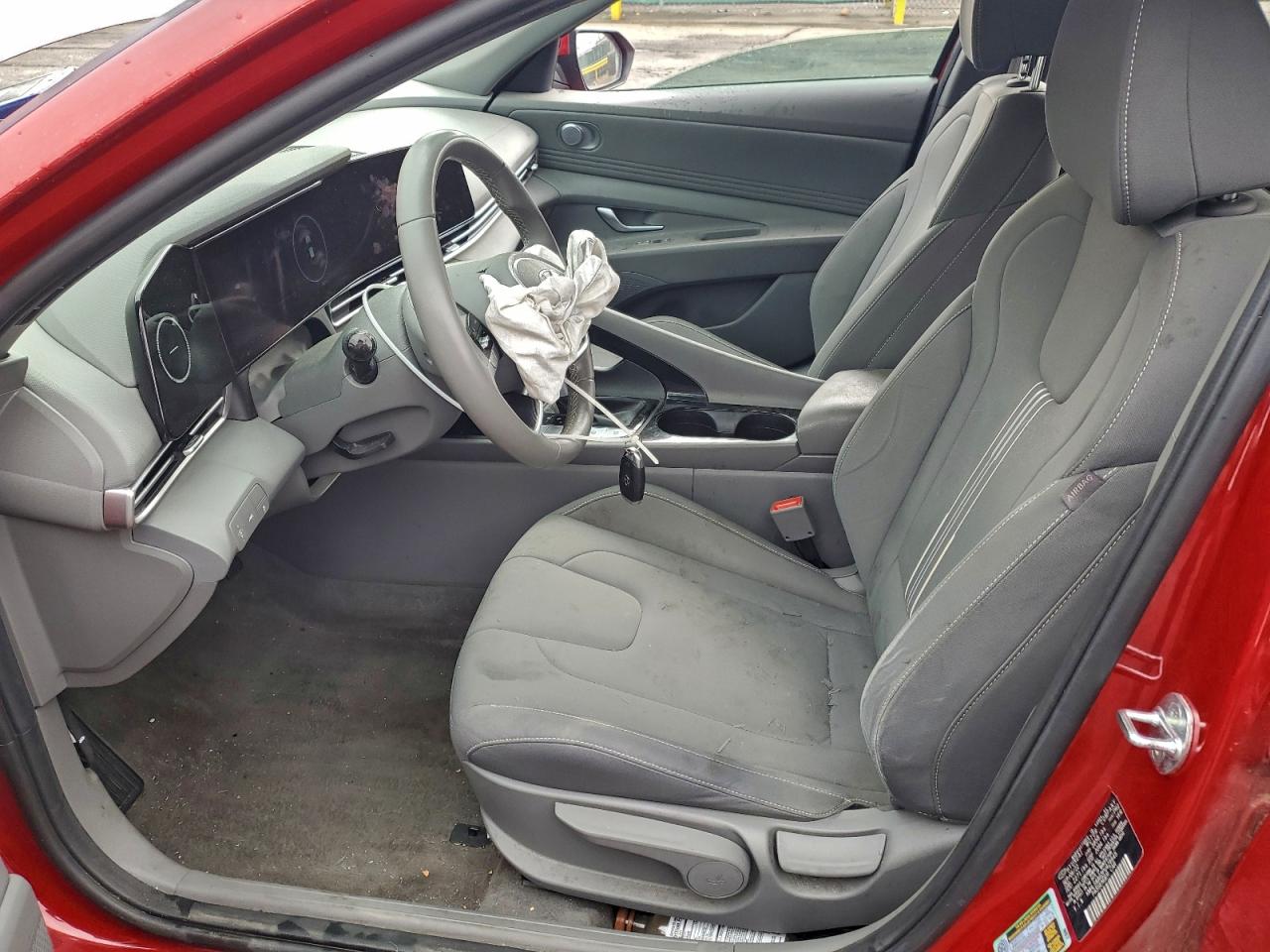 Hyundai ELANTRA Sel Image 6