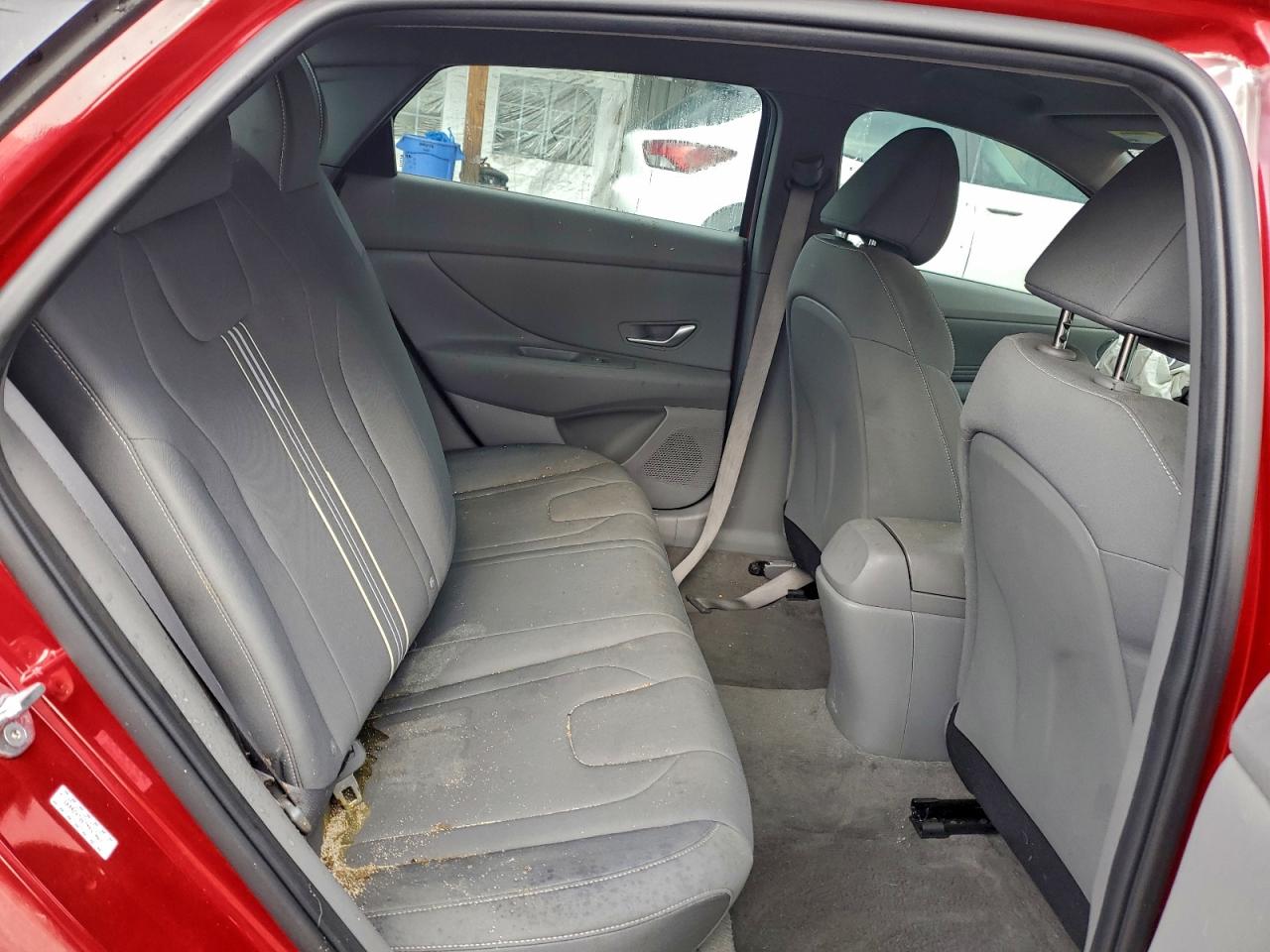 Hyundai ELANTRA Sel Image 8