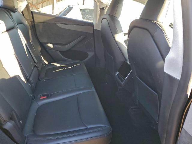 Tesla Model Y Image 2