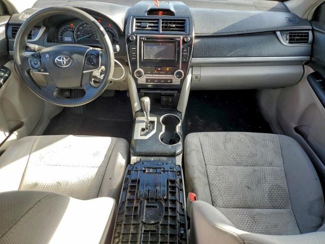 Toyota Camry L Image 12