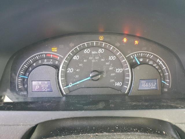 Toyota Camry L Image 8