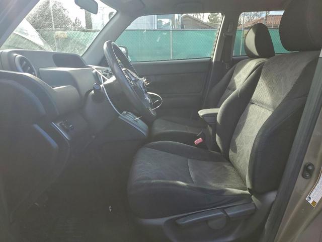 Toyota Scion Image 4