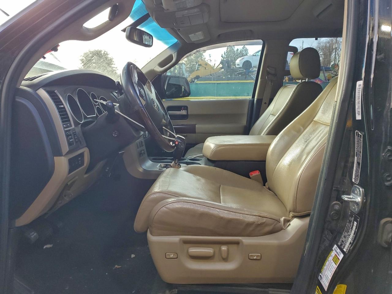 Toyota Sequoia Platinum Image 7