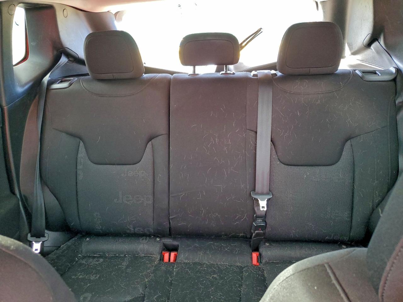 Jeep Renegade Latitude Image 10