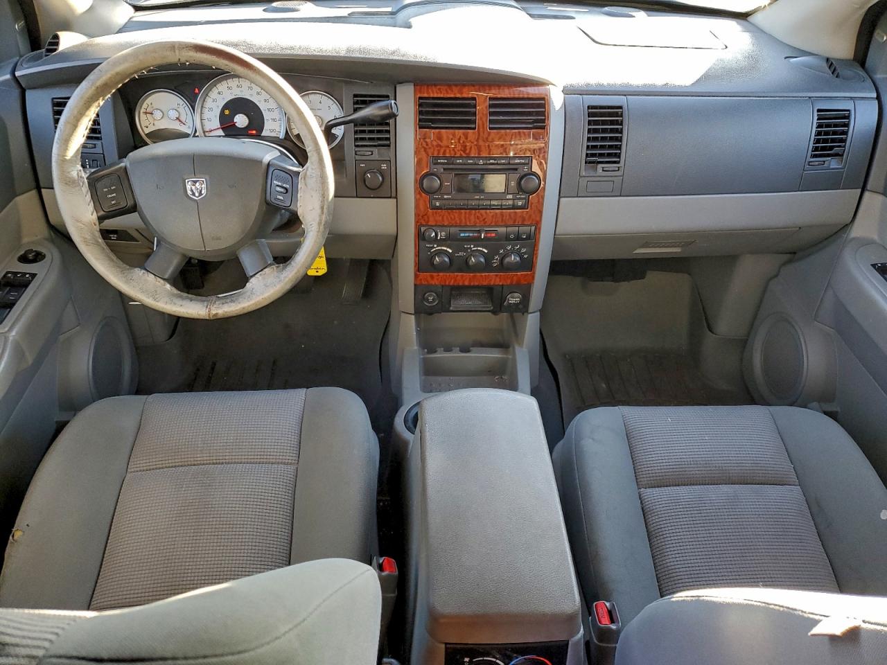 Dodge Durango Slt Image 10