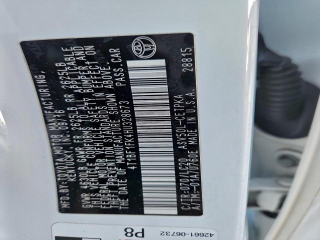 Toyota Camry Le Image 8