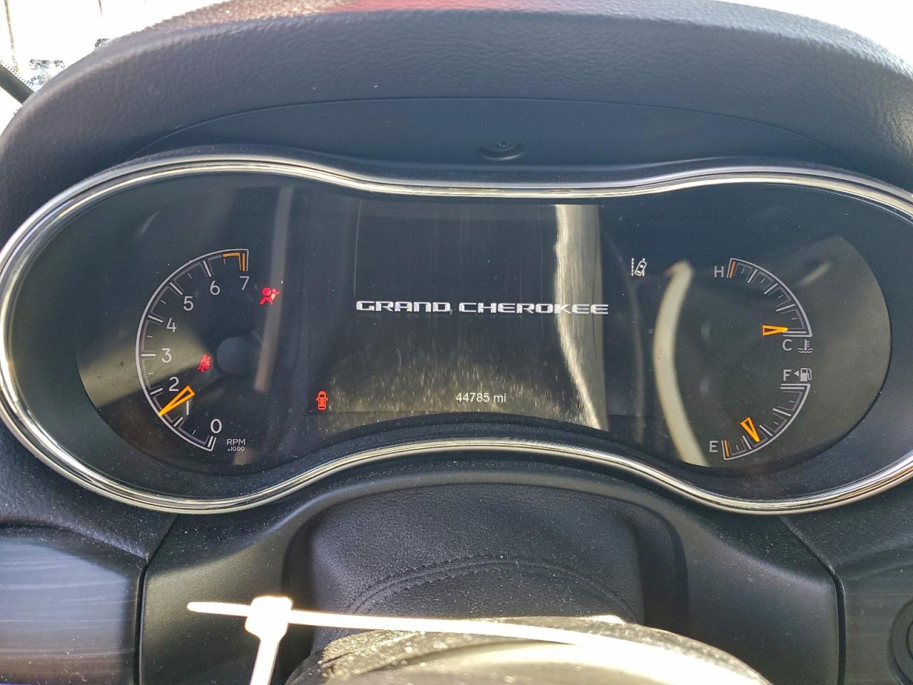 Jeep Grand Cherokee Limited Image 8