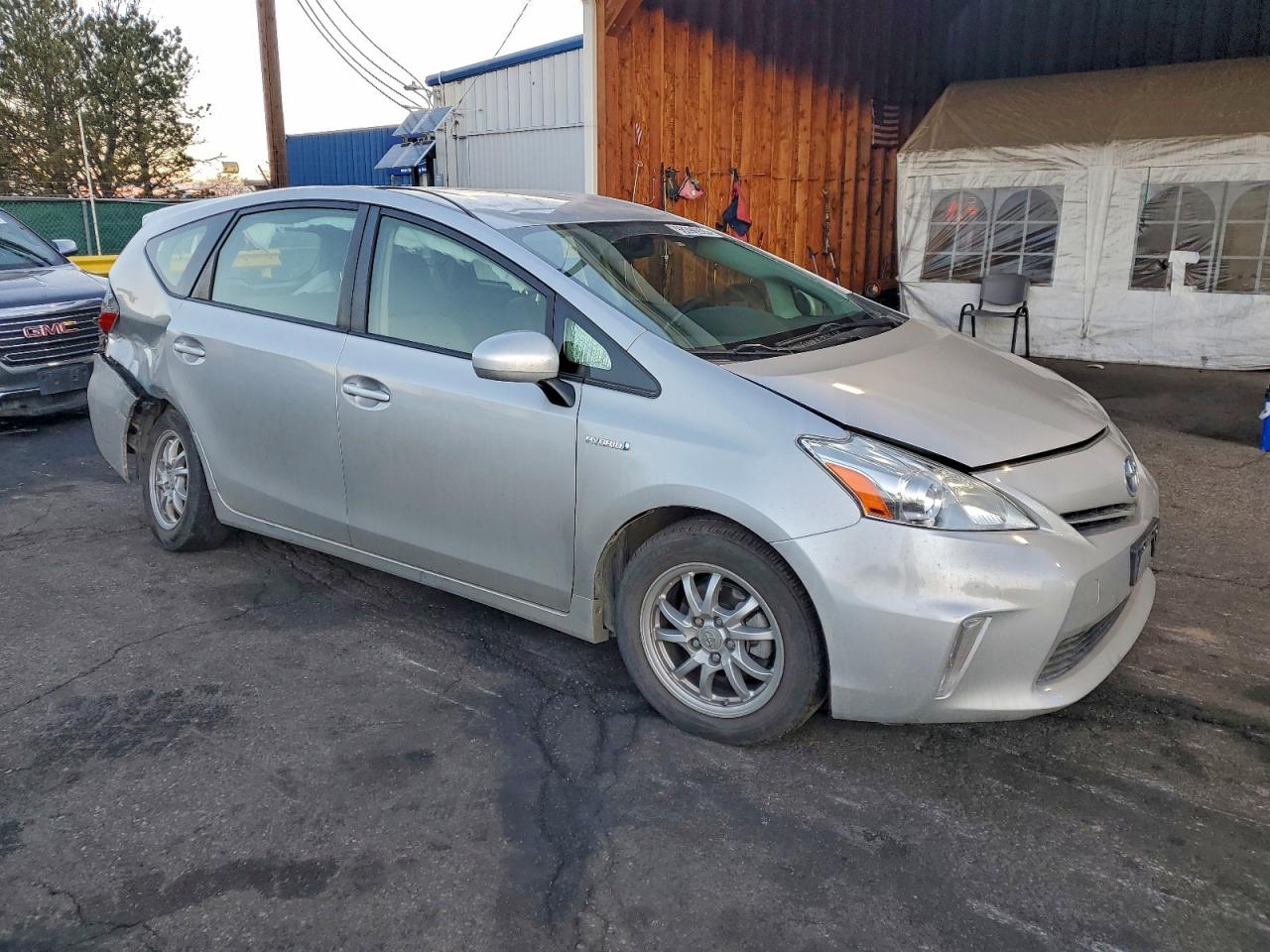 Toyota Prius Image 12