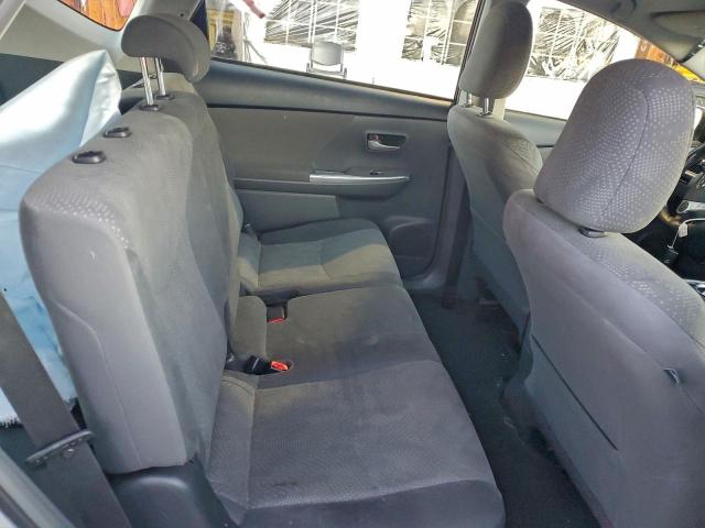 Toyota Prius Image 10