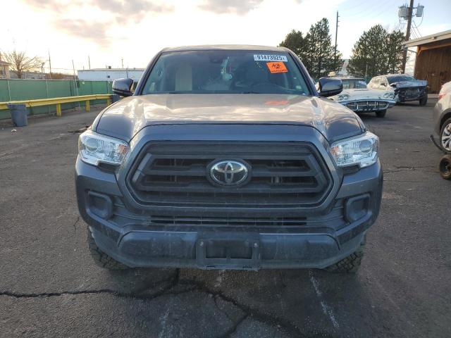 Toyota Tacoma Double Cab Image 4