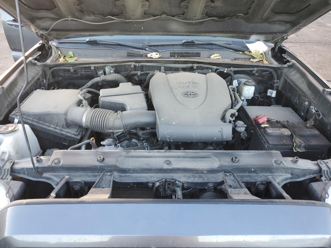 Toyota Tacoma Double Cab Image 10