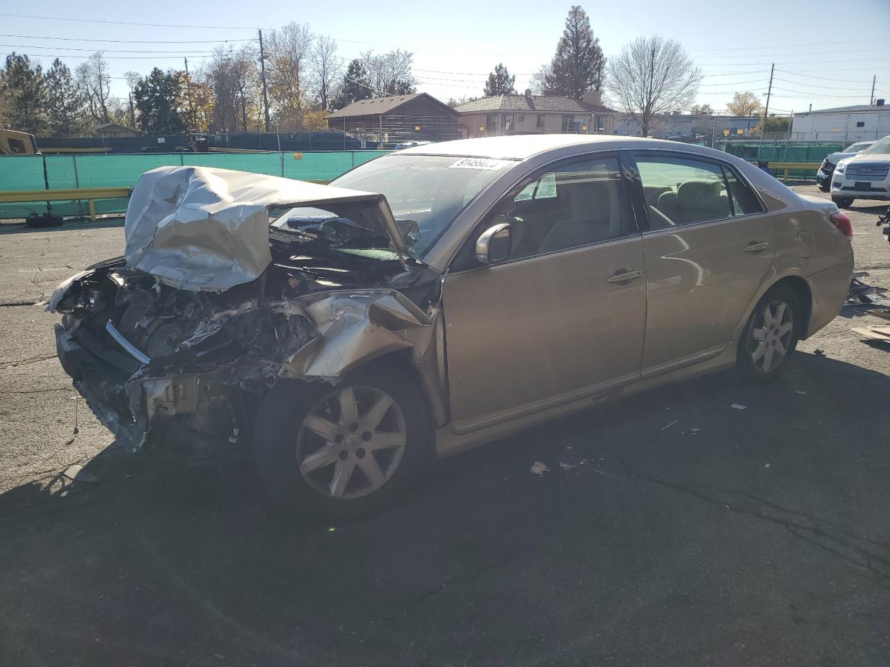 Toyota Avalon Base Image 1