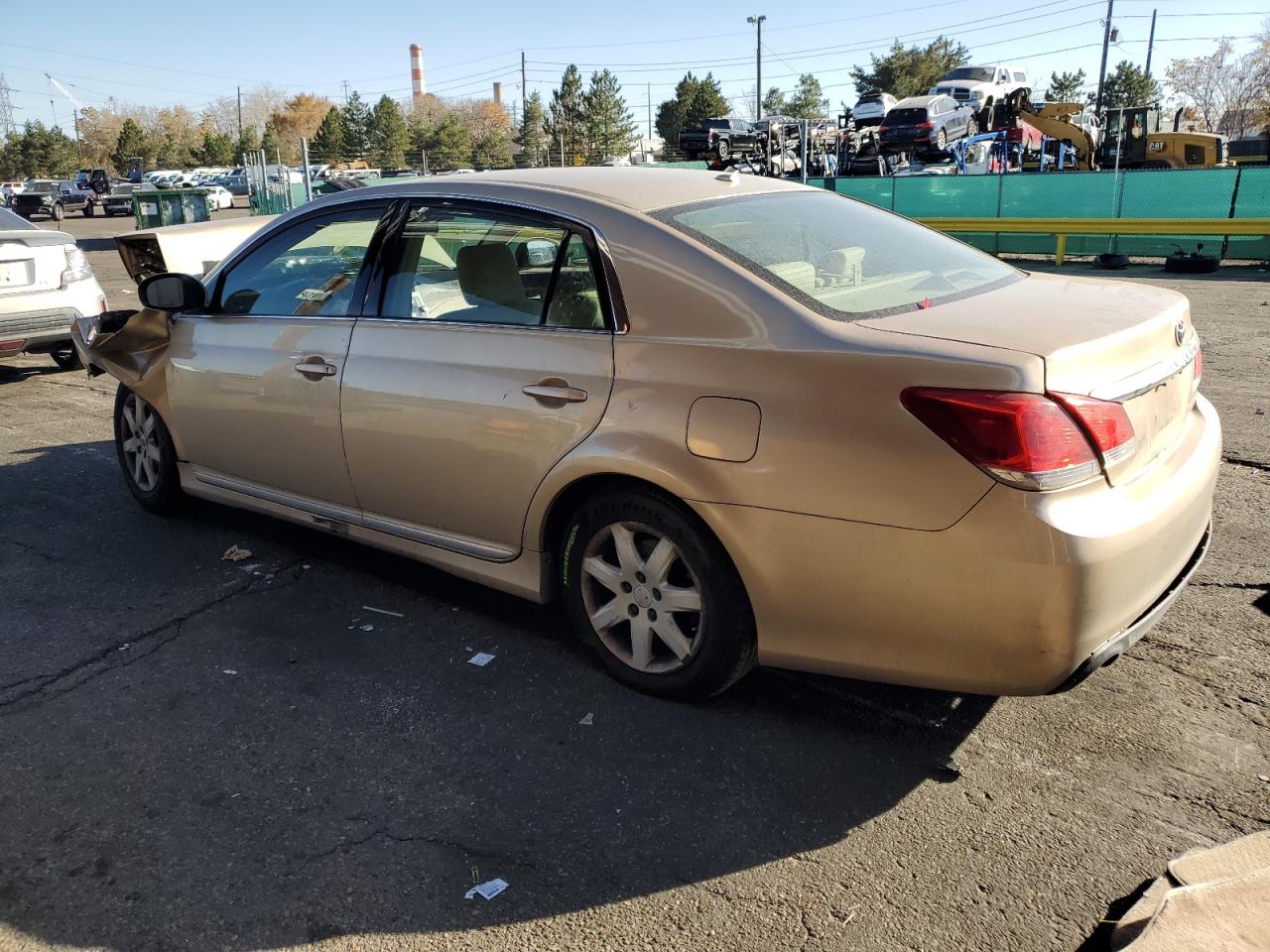 Toyota Avalon Base Image 4