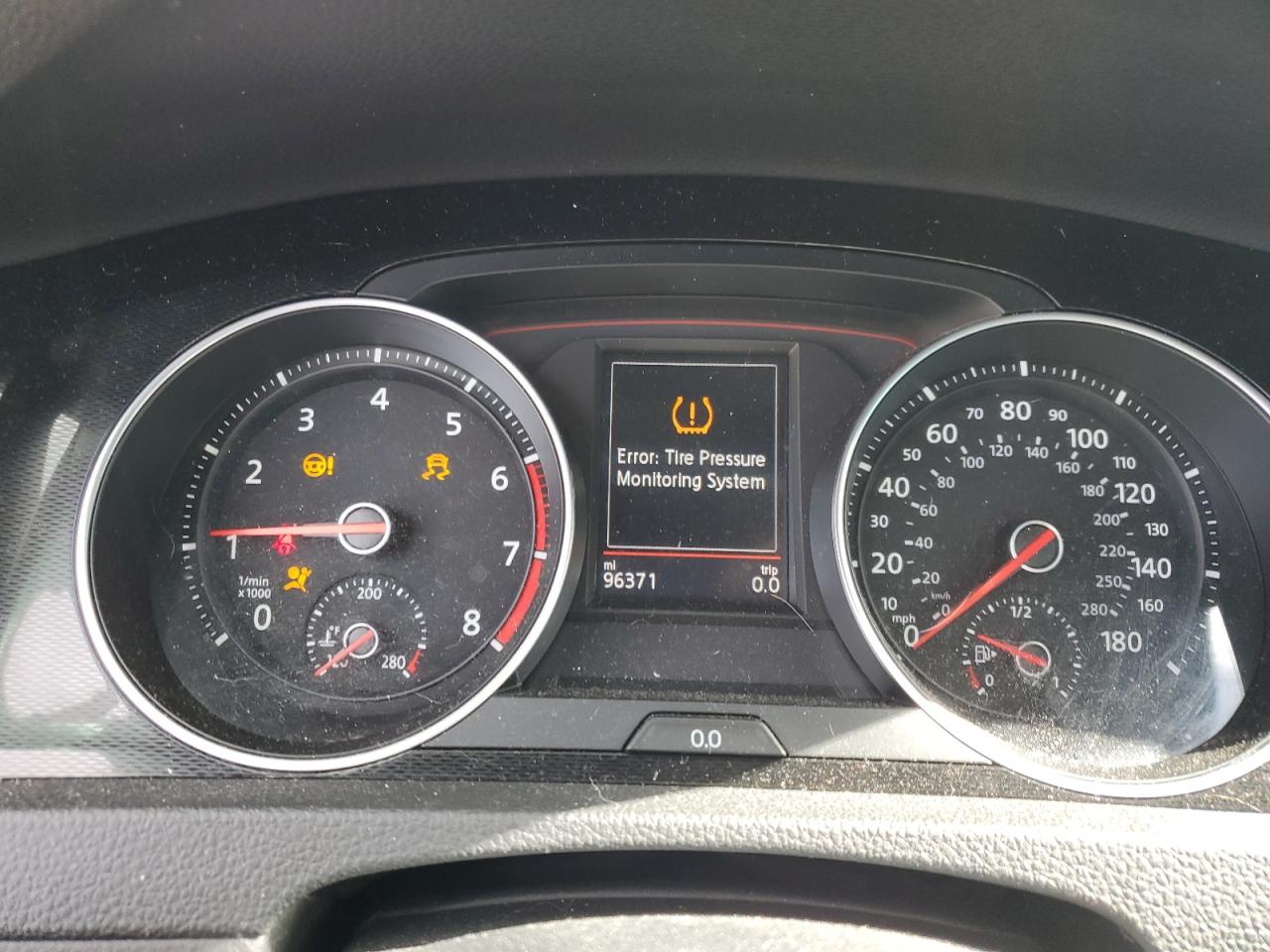 Volkswagen GTI S Image 5