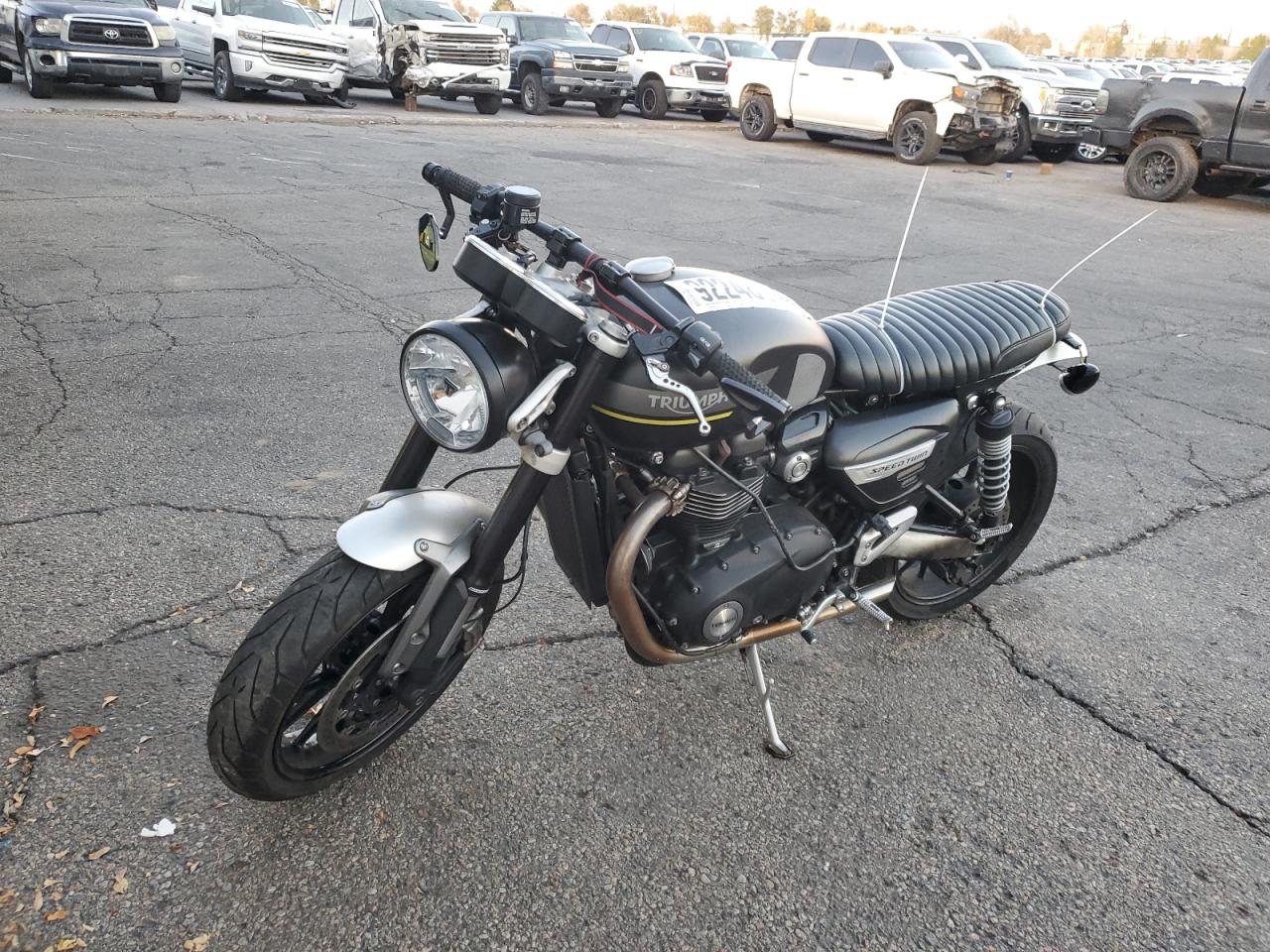 Triumph Motorcycle Speed Twin Image 3