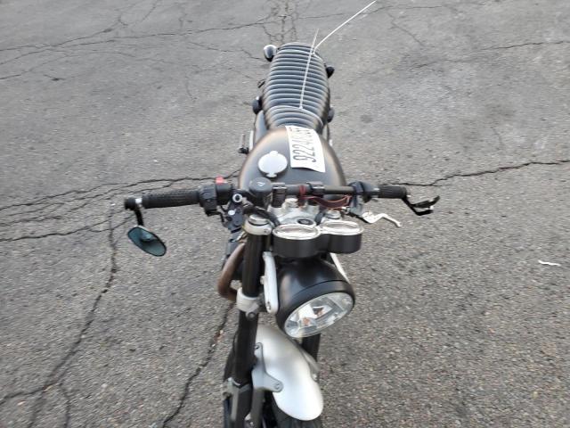 Triumph Motorcycle Speed Twin Image 7