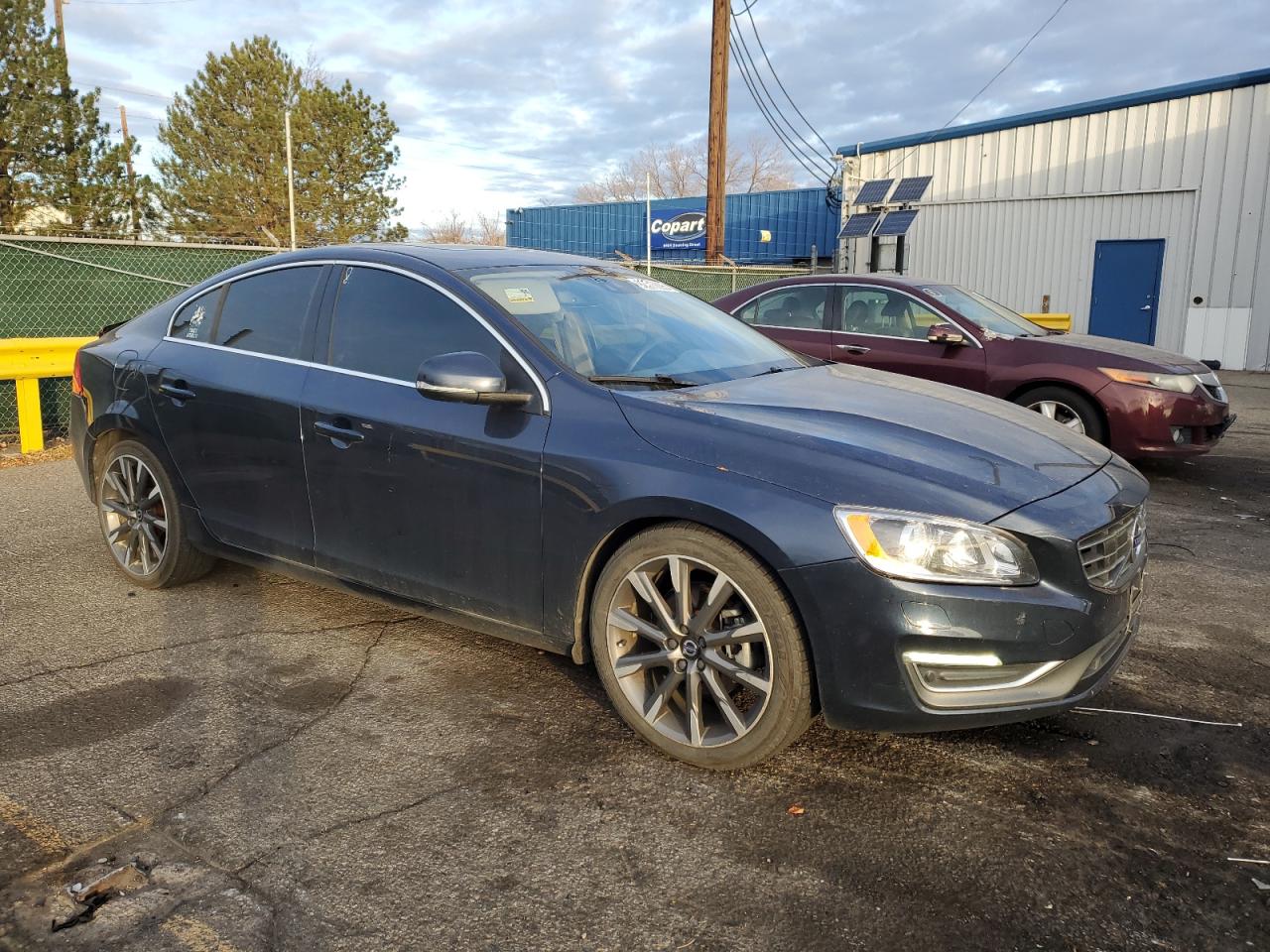 Volvo S60 Platinum Image 4