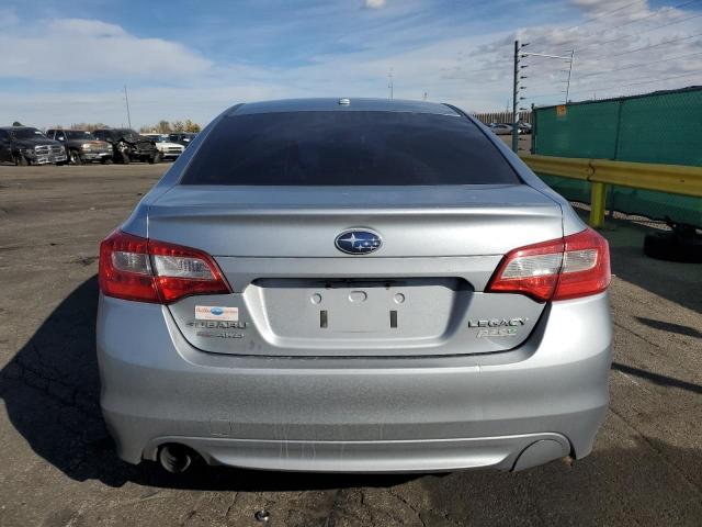 Subaru Legacy 2.5i Premium Image 4