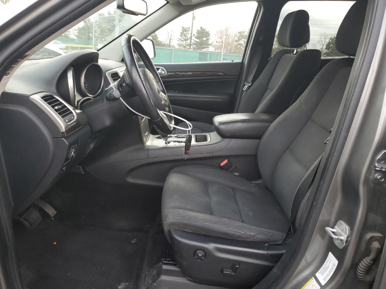 Jeep Grand Cherokee Laredo Image 11