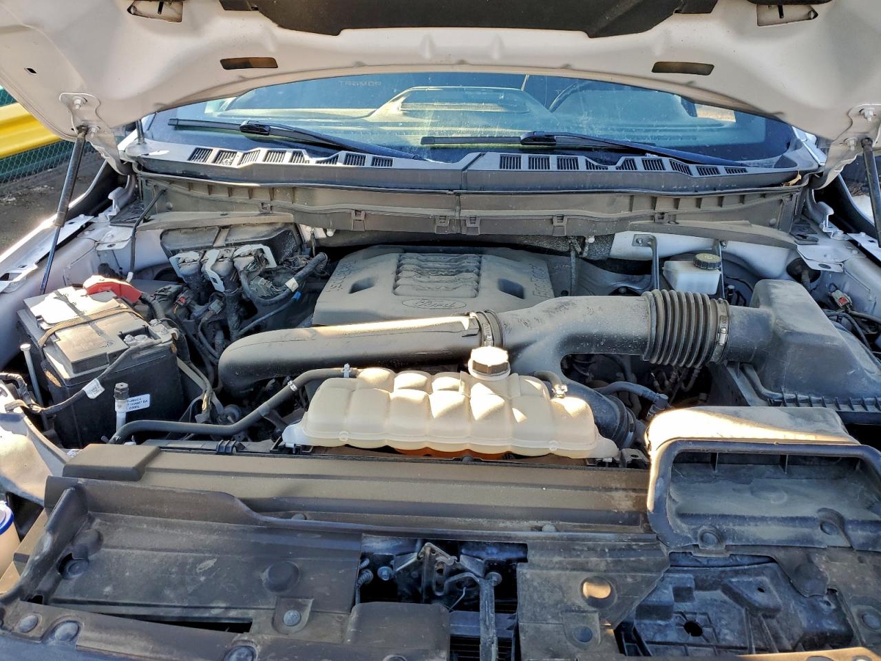 Ford F-150 Supercrew Image 7