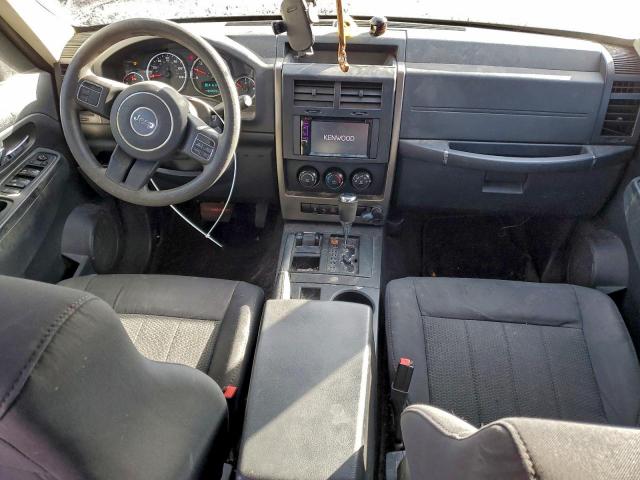 Jeep Liberty Sport Image 10