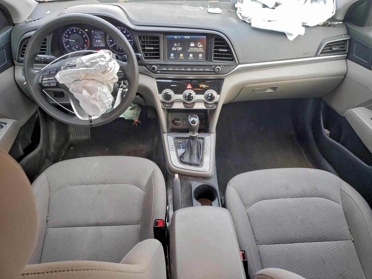 Hyundai ELANTRA Sel Image 6