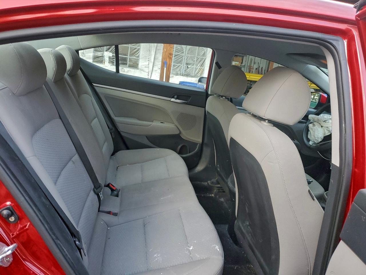 Hyundai ELANTRA Sel Image 9